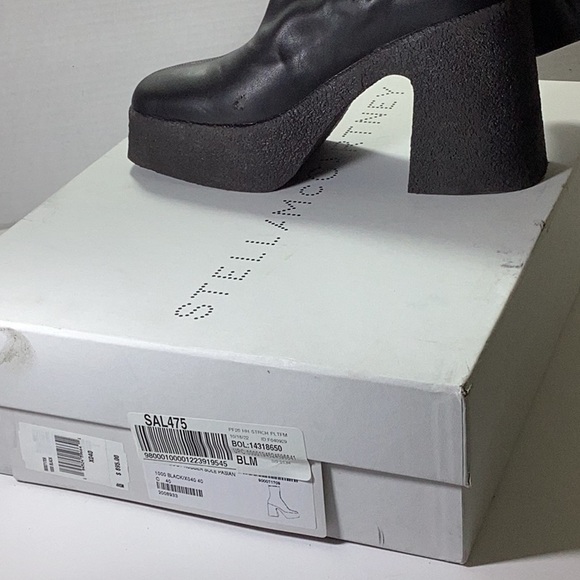 Chunky Ankle Boots
$895 - Picture 12 of 13